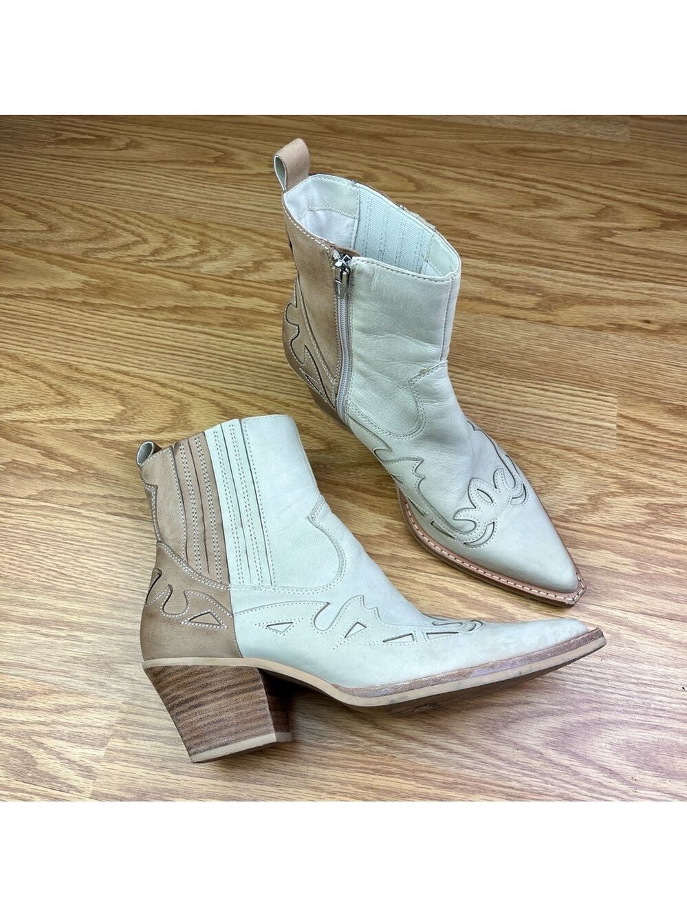 Like New Dolce Vita Ramson Cream Tan Leather Western Cowgirl Short Boots 8.5
